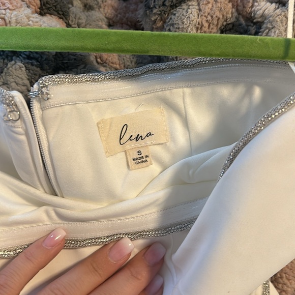 Not the style I was going for. Great quality!  don’t wear once ! - Picture 4 of 5